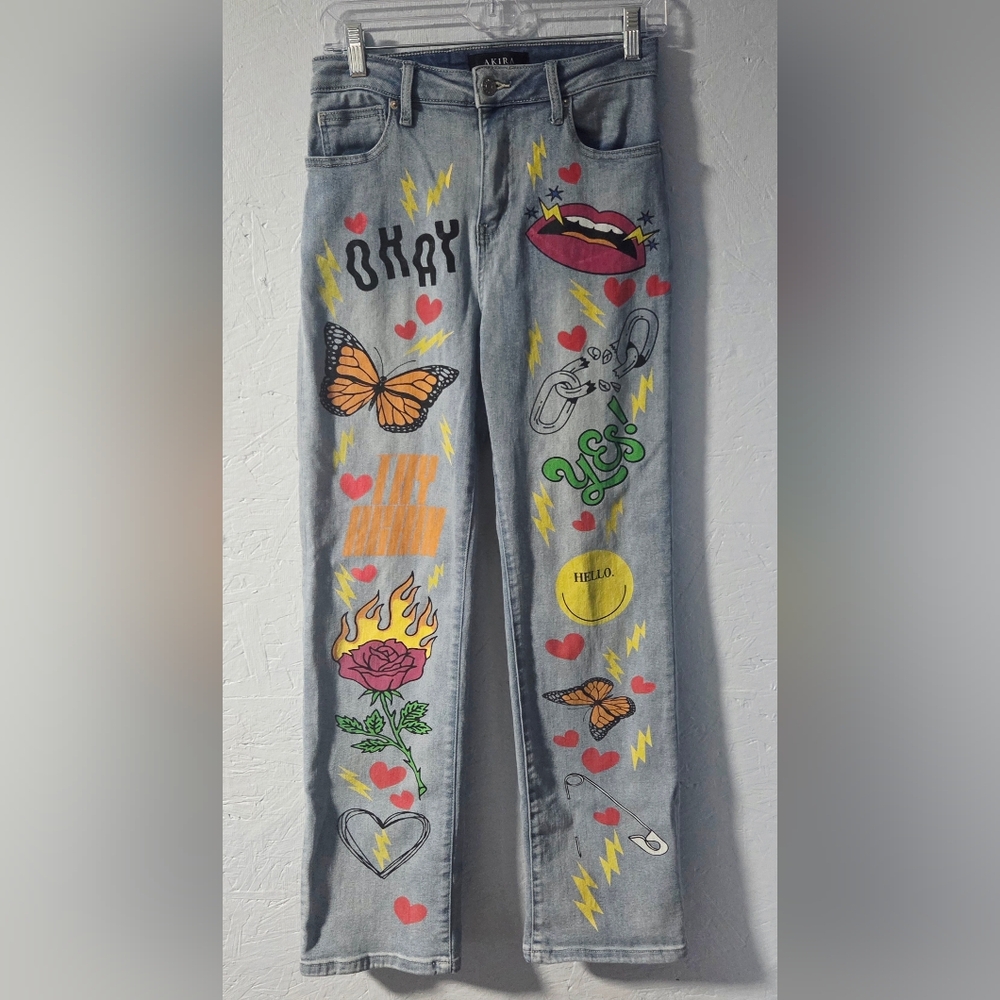 AKIRA Art Print Light Wash Straight Leg Jeans - 3/W25